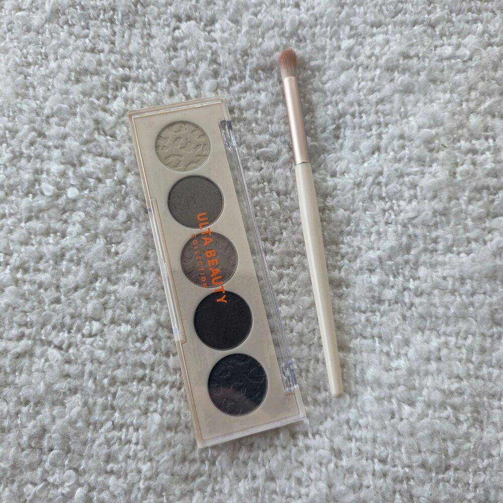 Ulta Beauty Collection Eyeshadow Palette with Brush